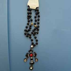 Black and Gold Layered Necklace with Decorative Pendant
